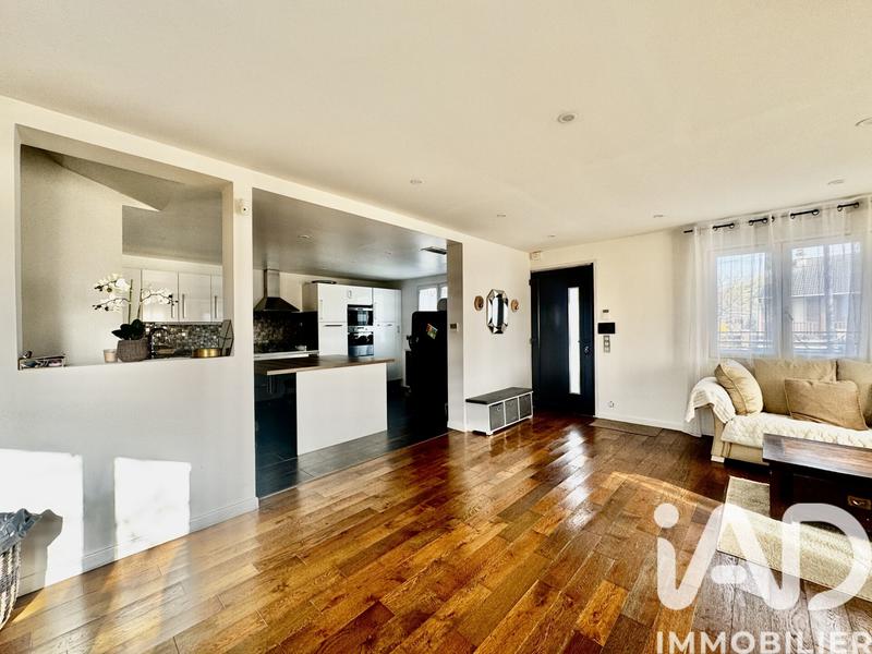 Maison - 163 m² - 7 pièces