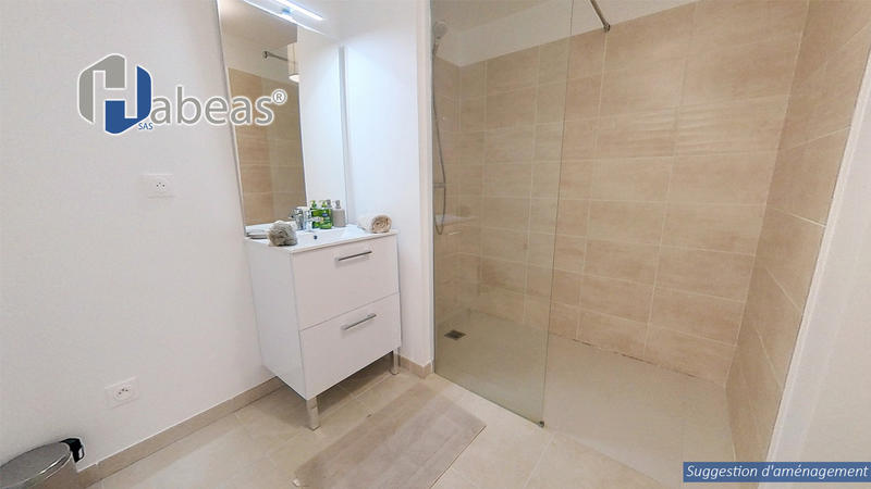 Appartement - 94 m² - 5 pièces