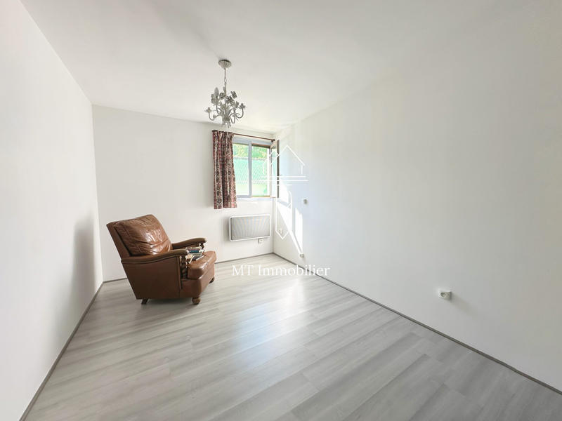 Maison - 376 m² - 14 pièces