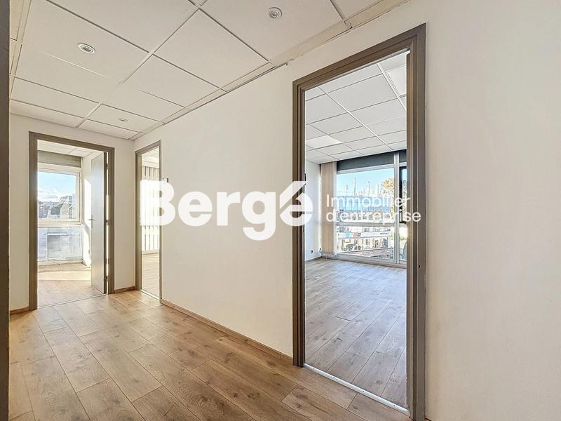 Bureau - 165 m² - 8 pièces