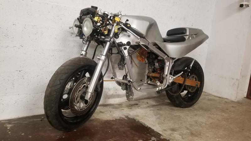 Suzuki Rg 500 gamma suzuki 0500 461