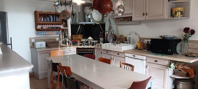 Maison ancienne - 177 m² - 11 pièces