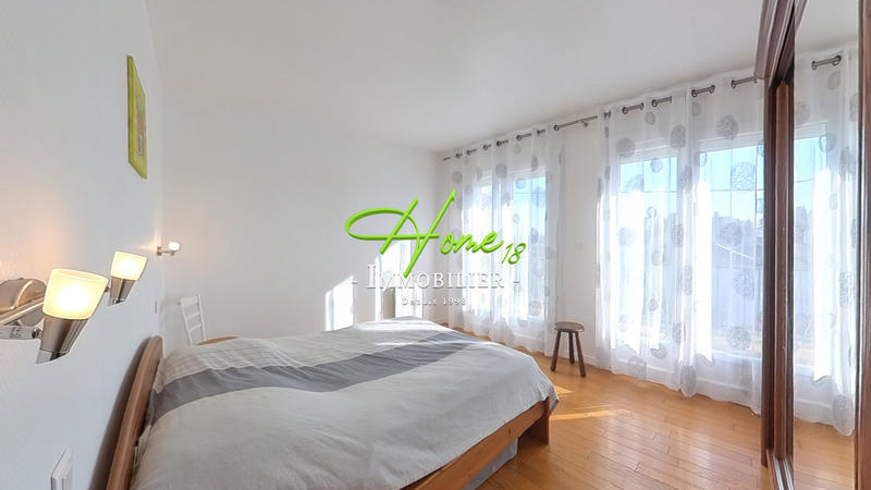 Maison - 162 m² - 8 pièces