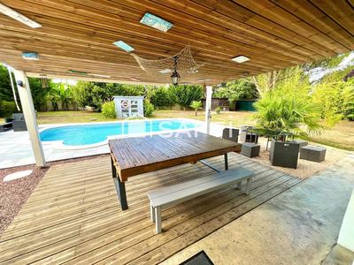 Maison - 160 m² - 6 pièces