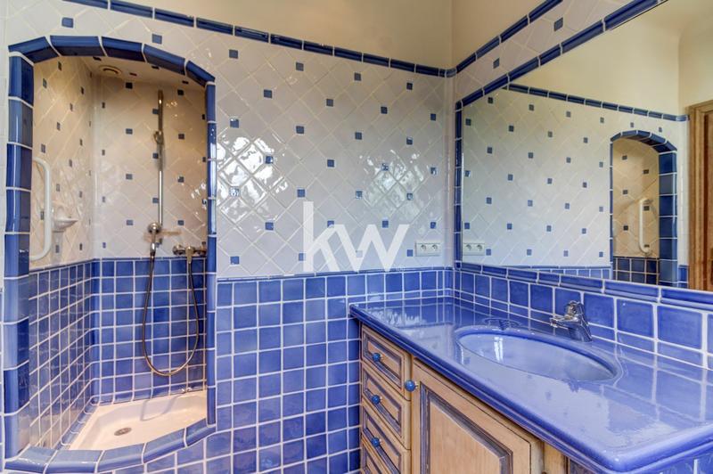 Maison - 182 m² - 6 pièces