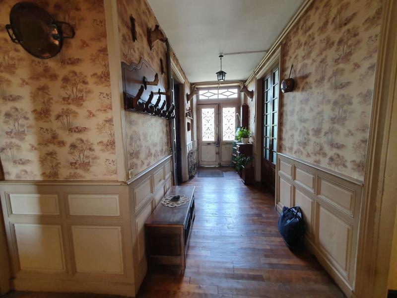 Maison - 180 m² - 12 pièces