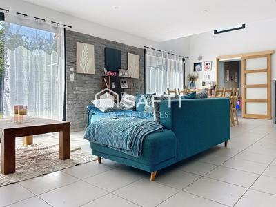 Maison - 160 m² - 6 pièces