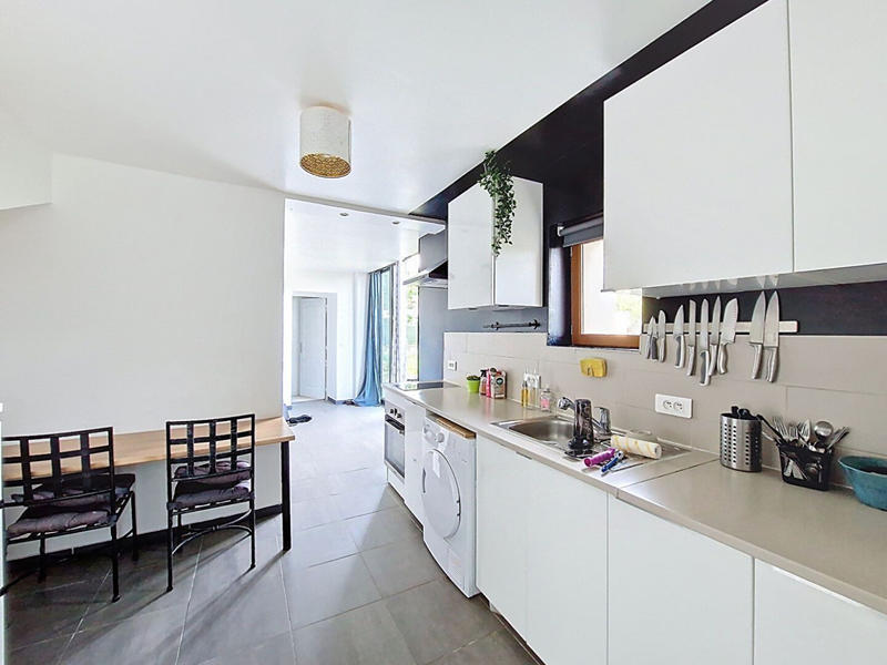 Maison - 86 m² - 4 pièces