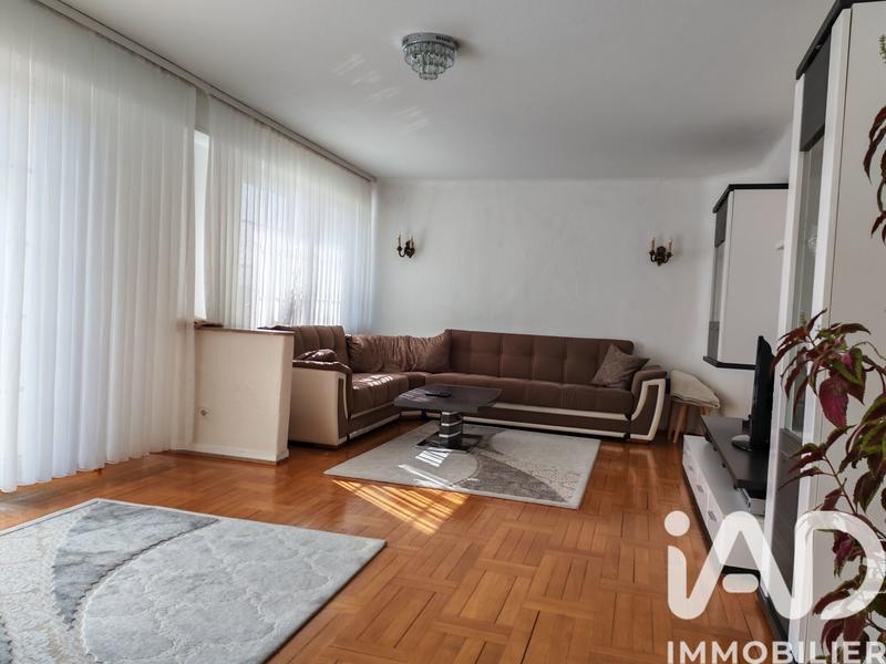 Maison - 135 m² - 5 pièces