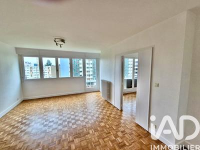 Appartement - 76 m² - 4 pièces