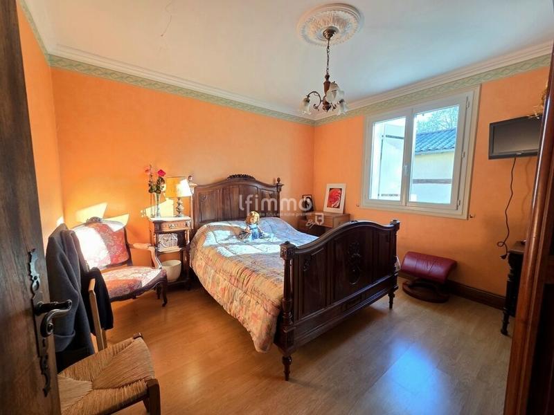 Maison - 206 m² - 10 pièces