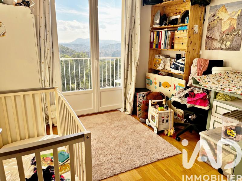Appartement - 69 m² - 4 pièces