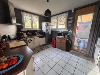 Maison - 87 m² - 4 pièces