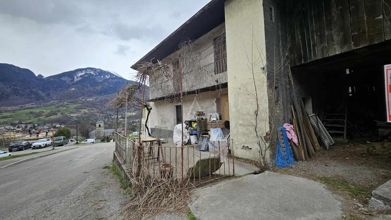 Maison - 190 m² - 7 pièces