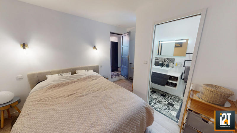 Maison ancienne - 180 m² - 5 pièces