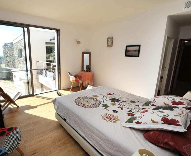 Villa - 300 m² - 9 pièces