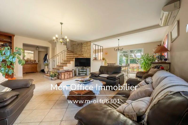 Maison - 105 m² - 4 pièces