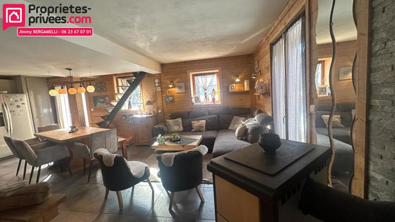 Maison - 103 m² - 5 pièces