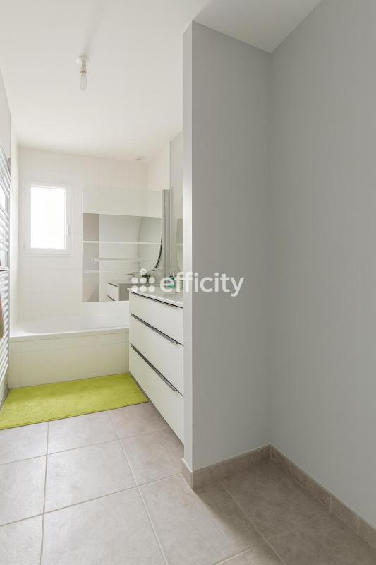 Pavillon - 108 m² - 5 pièces