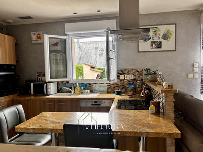 Maison - 108 m² - 5 pièces