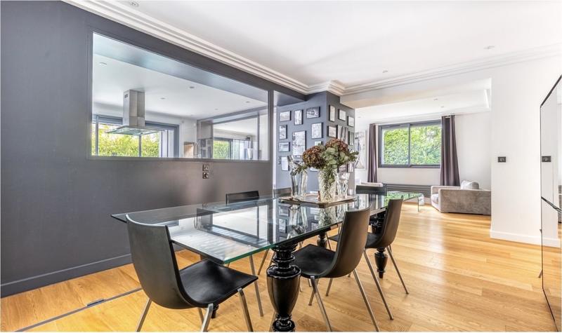 Villa - 210 m² - 7 pièces