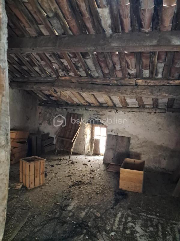 Maison en pierre - 90 m² - 4 pièces