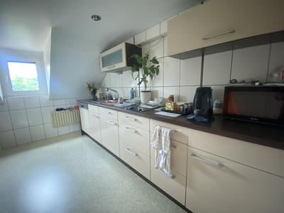 Maison - 215 m² - 12 pièces