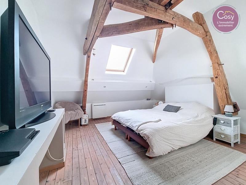 Maison en pierre - 228 m² - 7 pièces