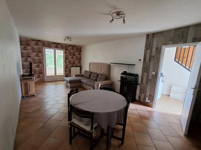 Maison - 83 m² - 4 pièces