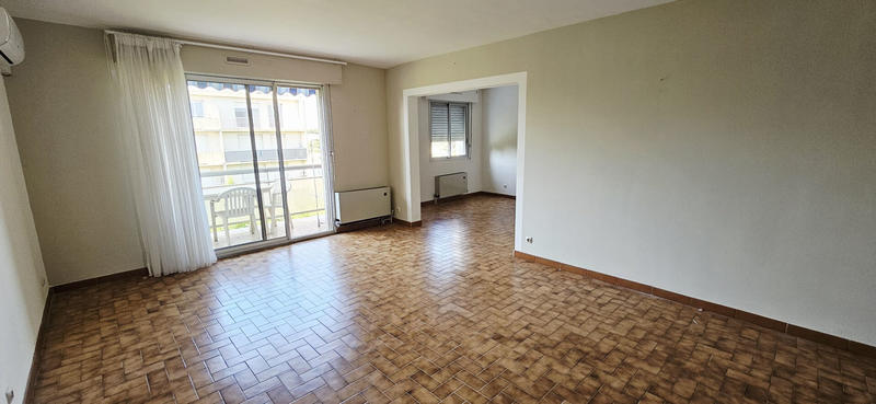 Appartement - 83 m² - 4 pièces