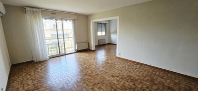 Appartement - 83 m² - 4 pièces