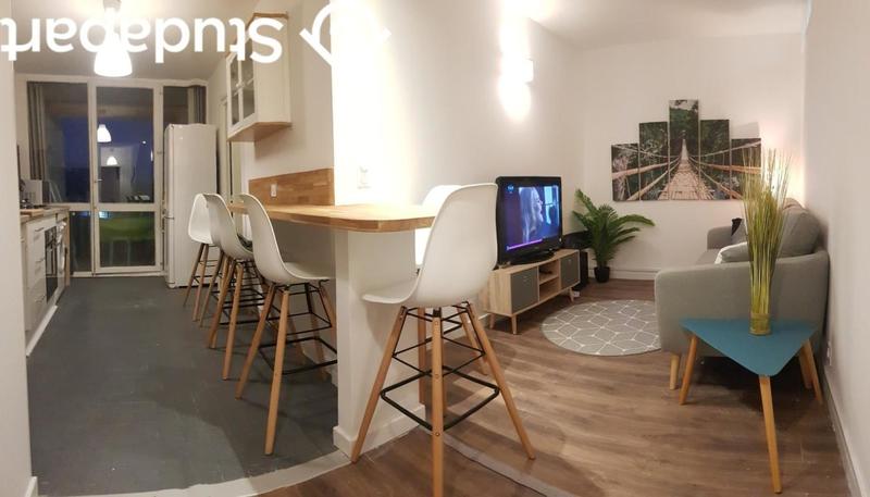 Chambre - 12 m² - 1 pièce