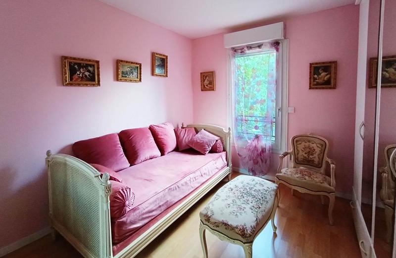 Appartement - 80 m² - 4 pièces