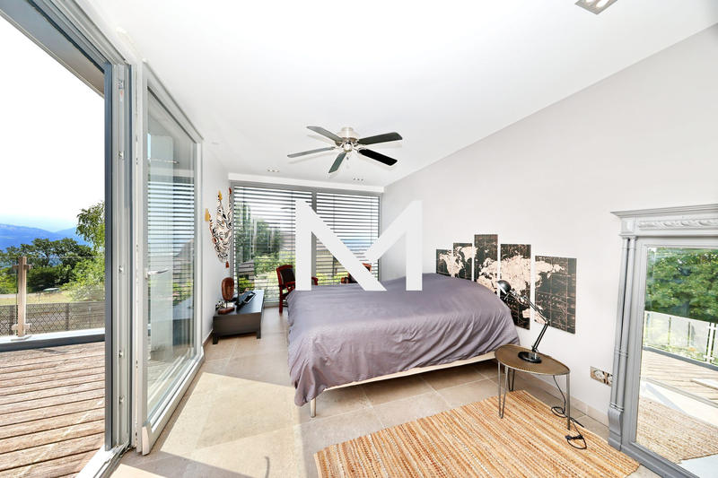 Maison contemporaine - 171 m² - 6 pièces