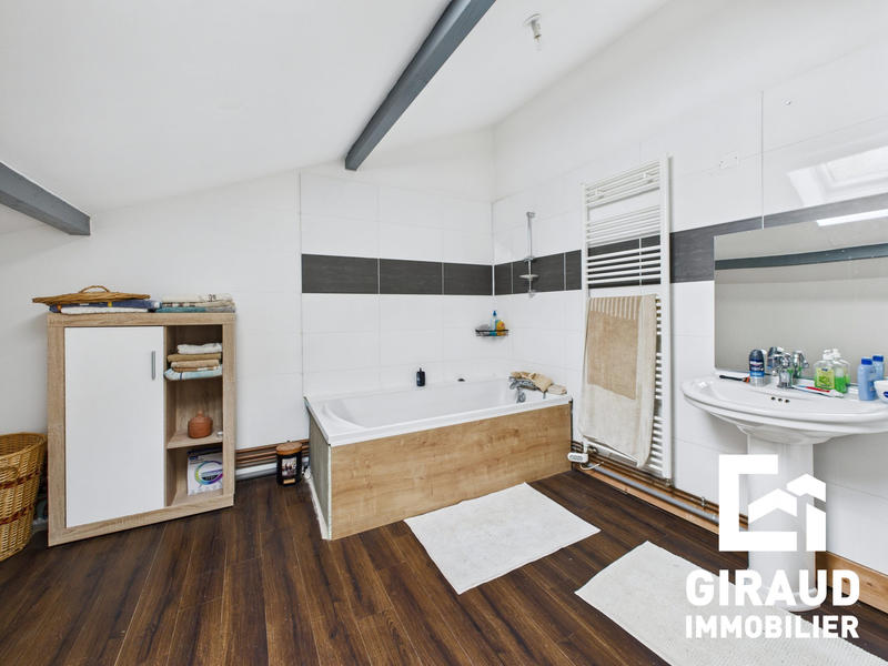 Maison ancienne - 162 m² - 5 pièces