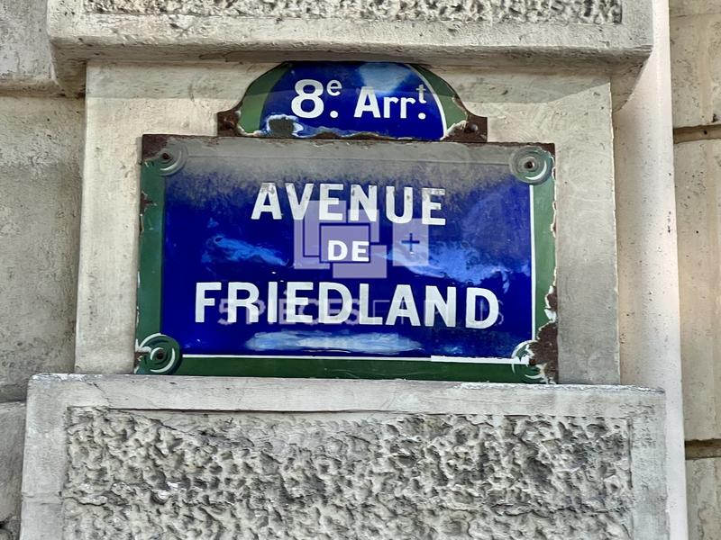 Appartement bourgeois - 130 m² - 6 pièces