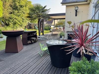 Maison - 172 m² - 6 pièces