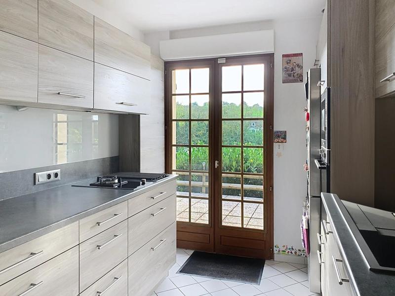 Maison - 136 m² - 7 pièces