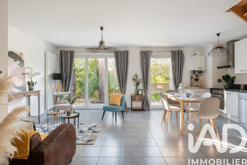 Maison de ville - 88 m² - 4 pièces