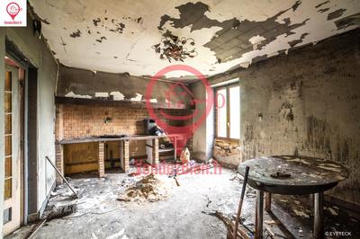 Maison ancienne - 300 m² - 6 pièces