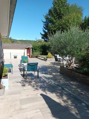 Maison chambre d'hôtes - 200 m² - 8 pièces