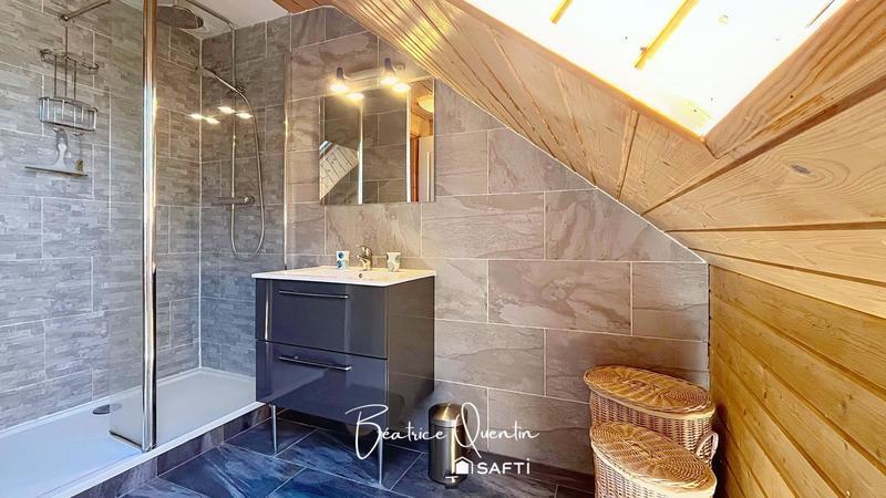 Maison - 125 m² - 7 pièces