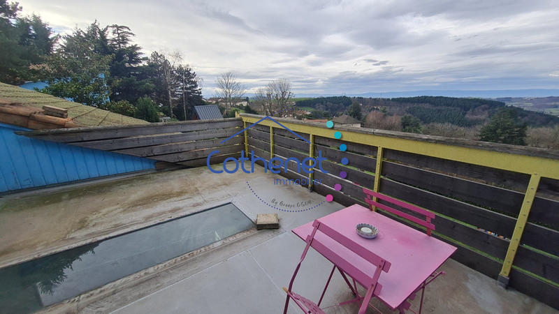 Maison - 232 m² - 5 pièces