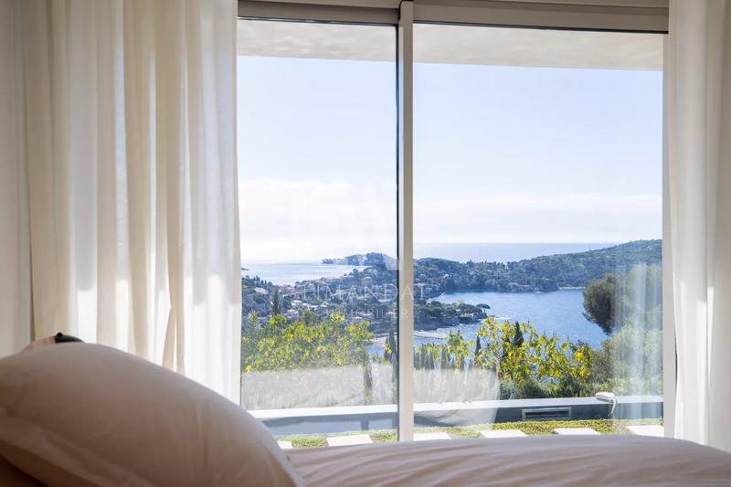 Villa - 330 m² - 10 pièces