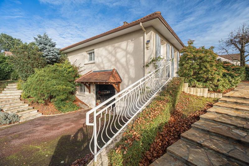 Maison - 86 m² - 4 pièces