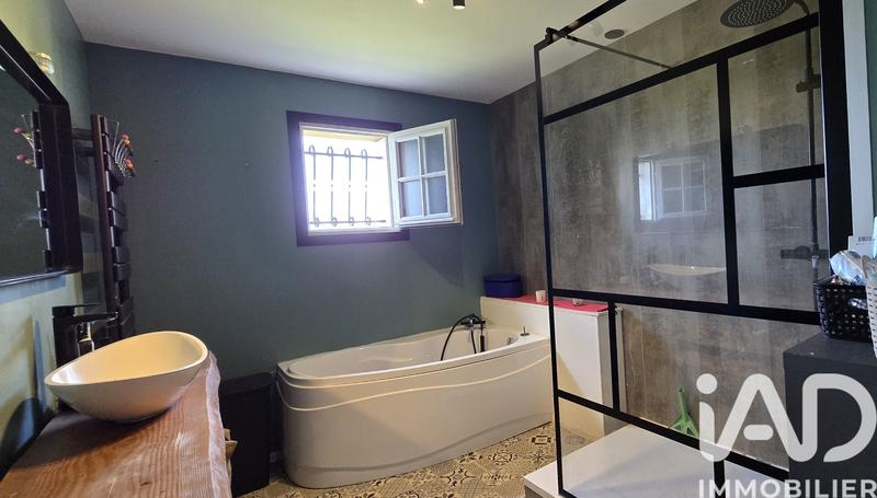 Maison - 170 m² - 6 pièces