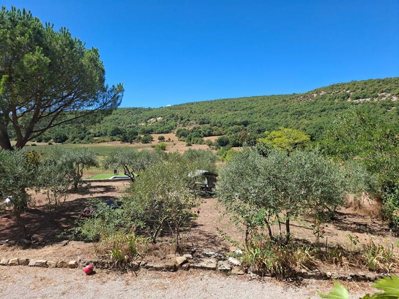 Maison - 210 m² - 10 pièces