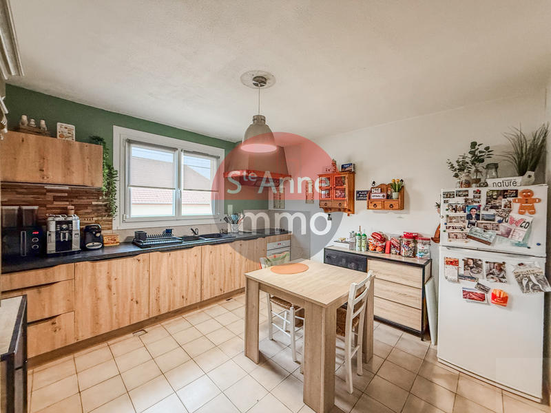 Maison - 263 m² - 8 pièces