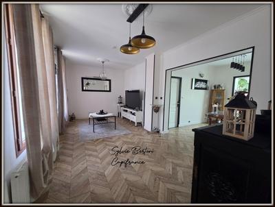 Maison - 99 m² - 6 pièces