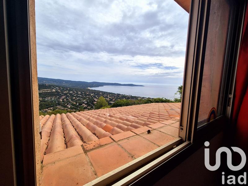 Maison - 180 m² - 6 pièces